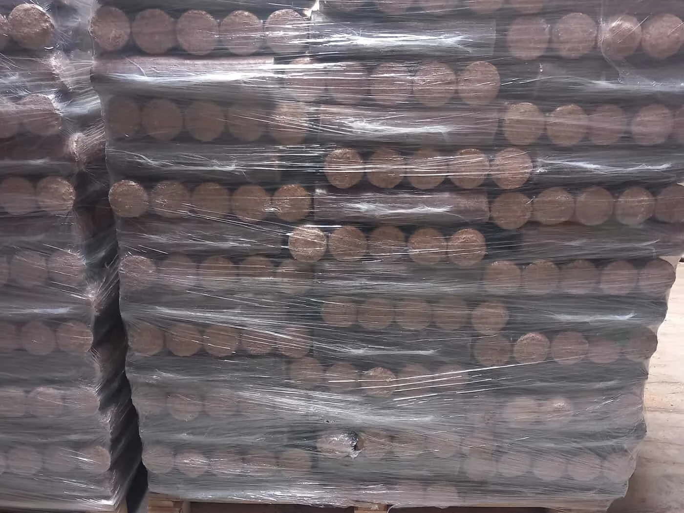 Briquettes de bois dur Nestro — Palette 960 kg